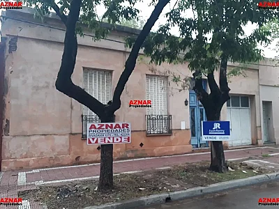 Casa en venta en Pellegrini Nº 715 e/ Lamadrid y Chacabuco
