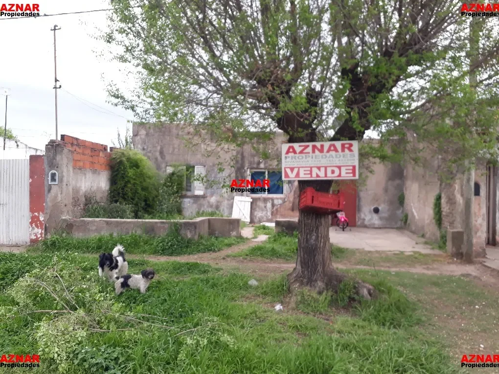 Casa en venta en calle Giacinti Nº 171 e/ R. de Escalada y Gral. Paz