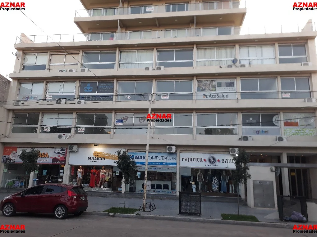 Oficina en venta en calle Brown Nº 51 e/ Pellegrini y Rivadavia