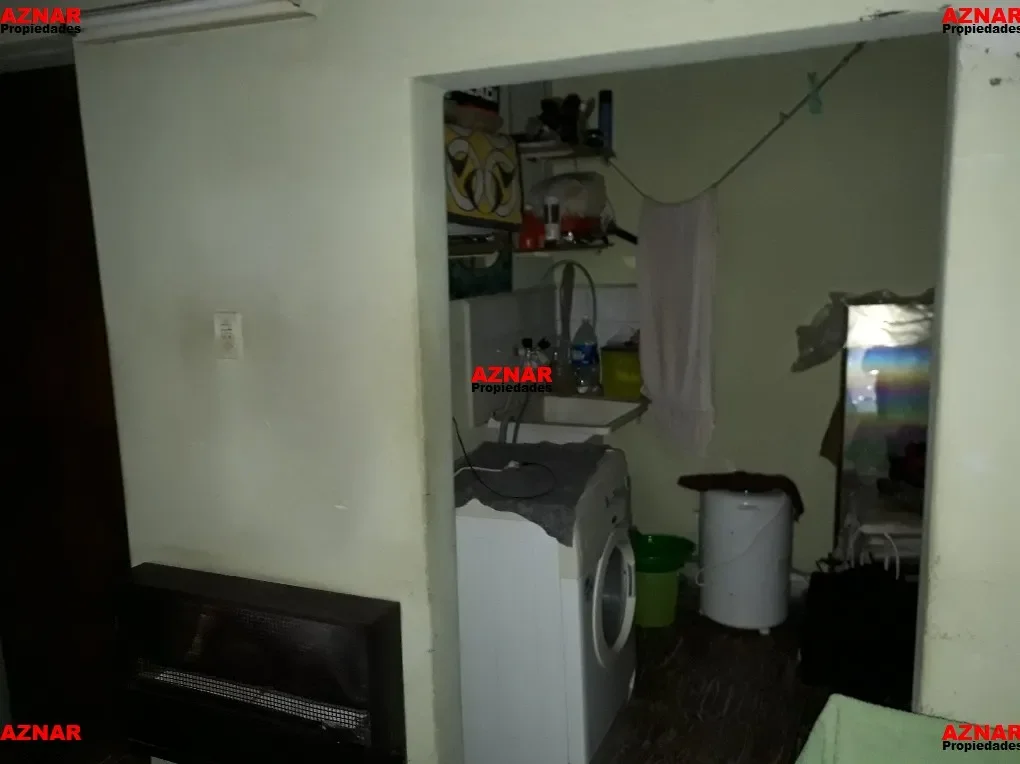 Casa en venta en calle Ameghino Nº 1541 e/ Brandsen y Quiroga