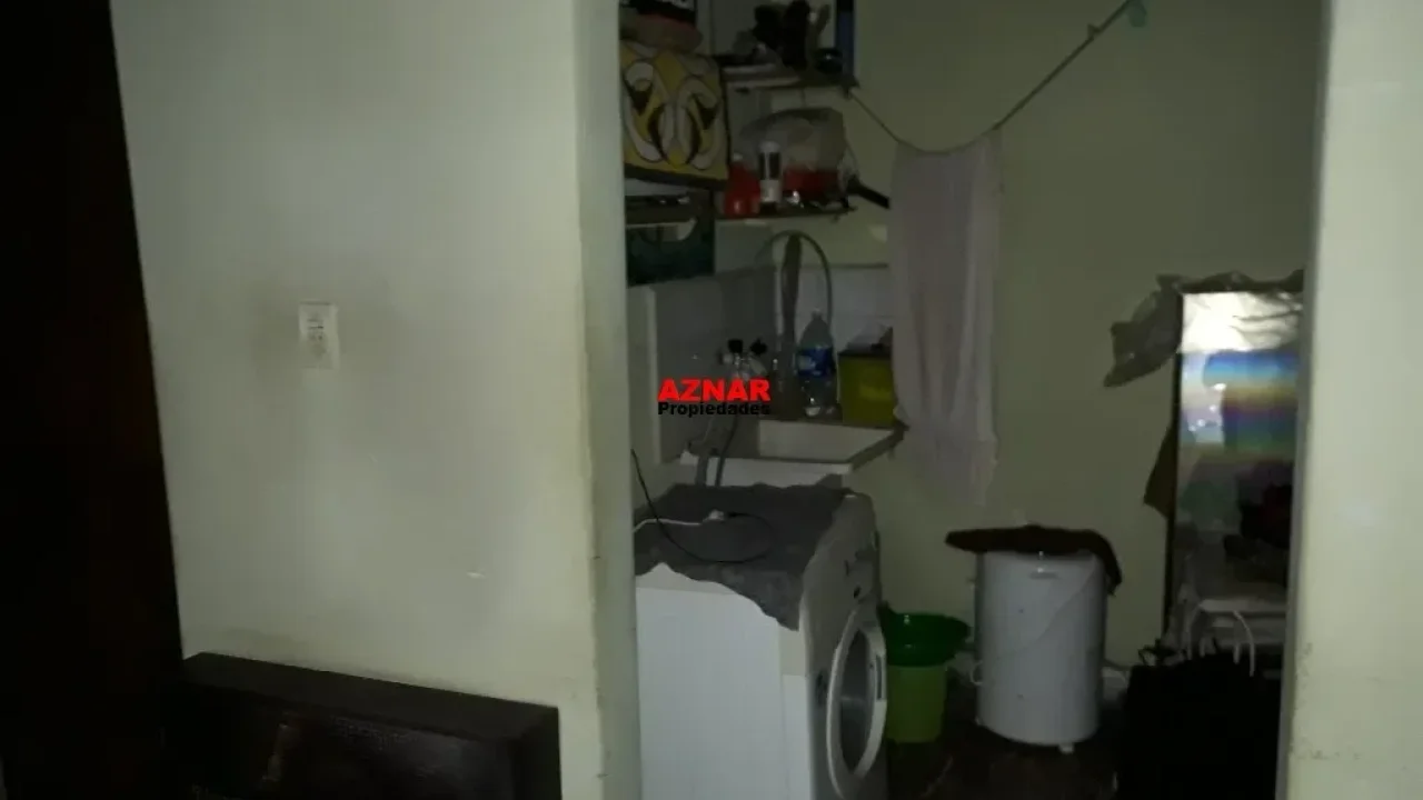 Casa en venta en calle Ameghino Nº 1541 e/ Brandsen y Quiroga