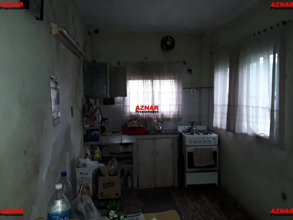 Casa en venta en calle Ameghino Nº 1541 e/ Brandsen y Quiroga