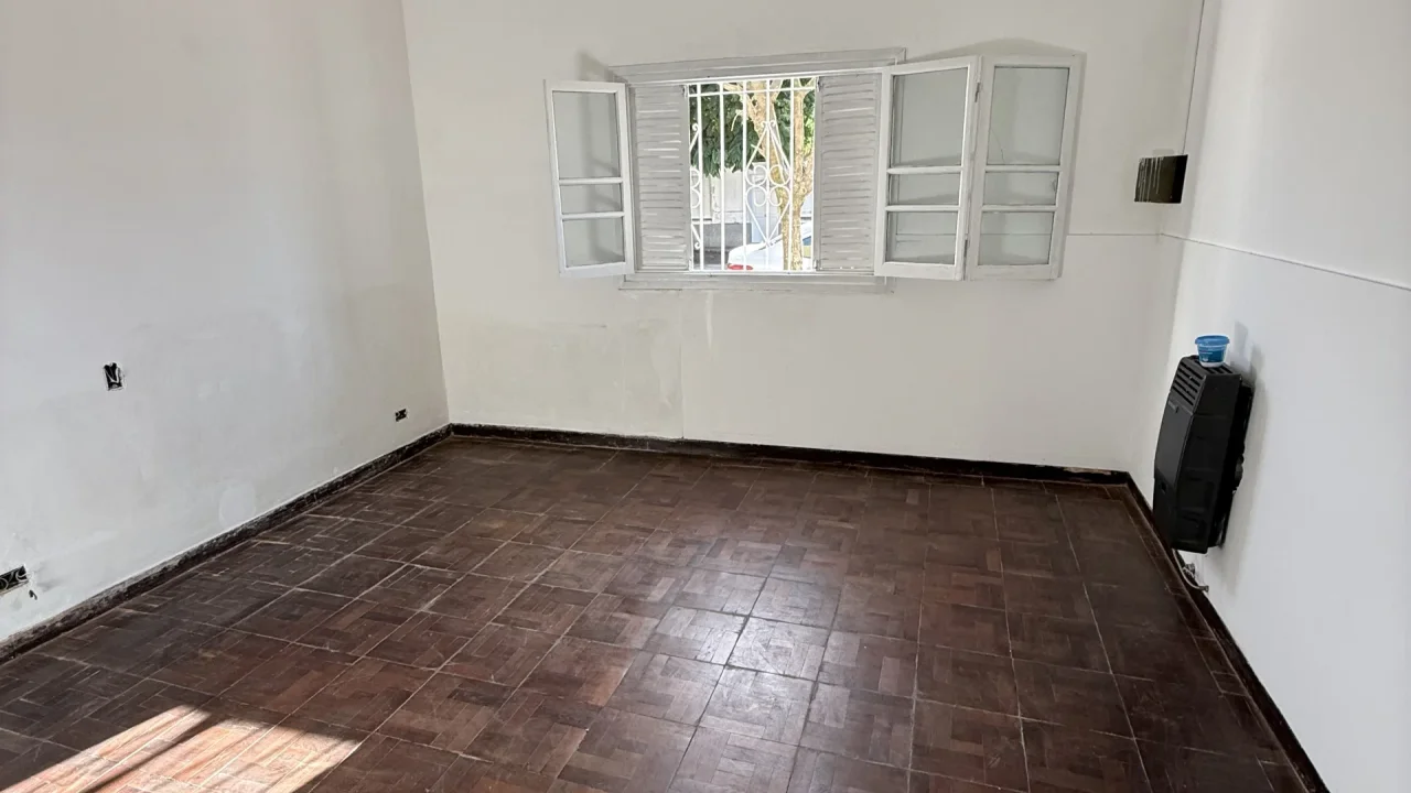 Casa Urquiza 1700 e/Laprida y Maroni