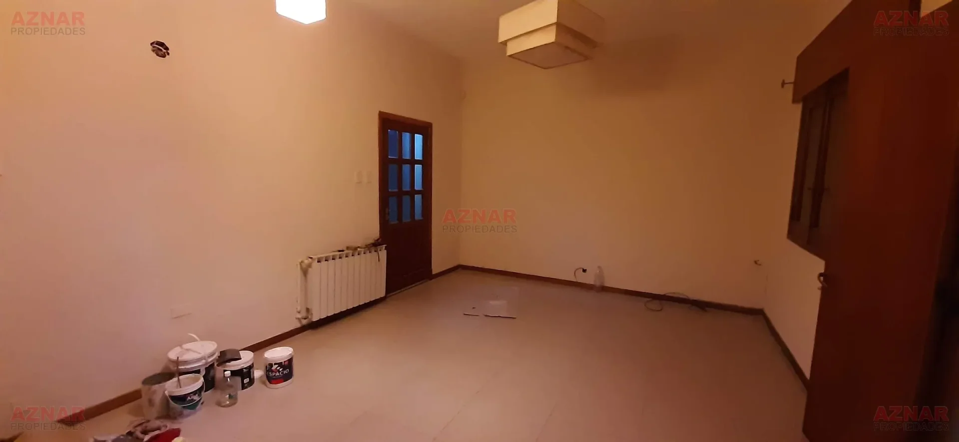 Casa en venta en calle Elizondo Nº 2276 e/ Olavarria y Entre Rios
