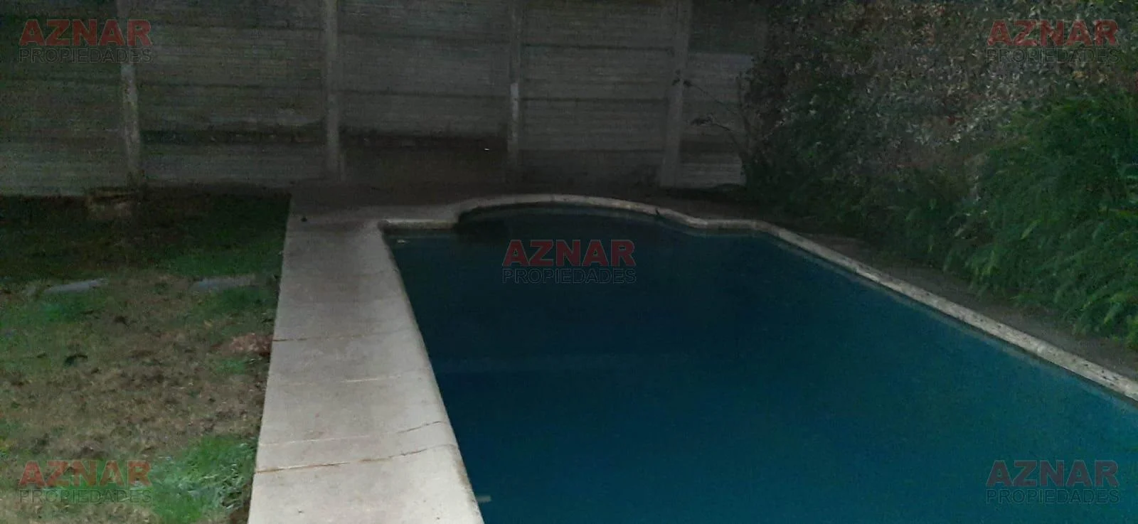 Casa en venta en calle Elizondo Nº 2276 e/ Olavarria y Entre Rios