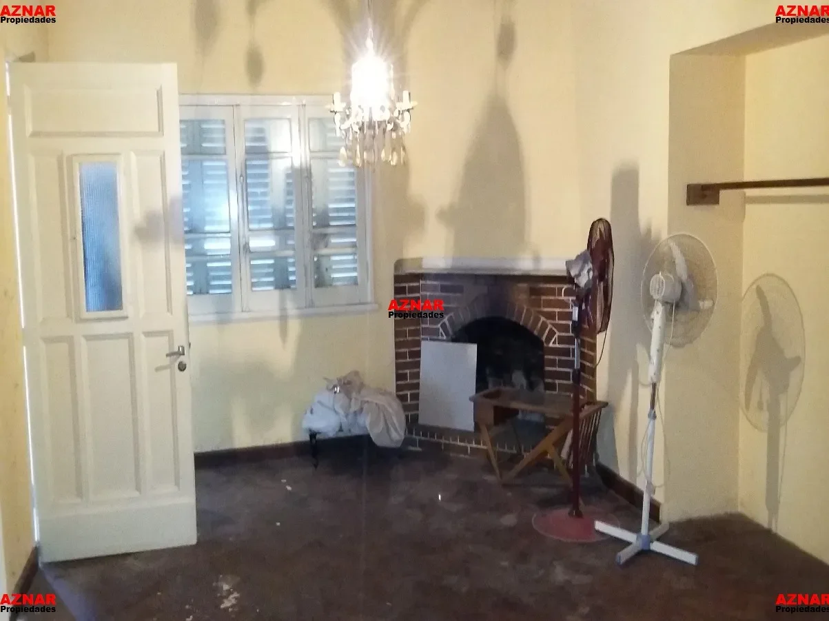 Casa en venta en Irigoyen Nº 158 e/ Pellegrini y Belgrano