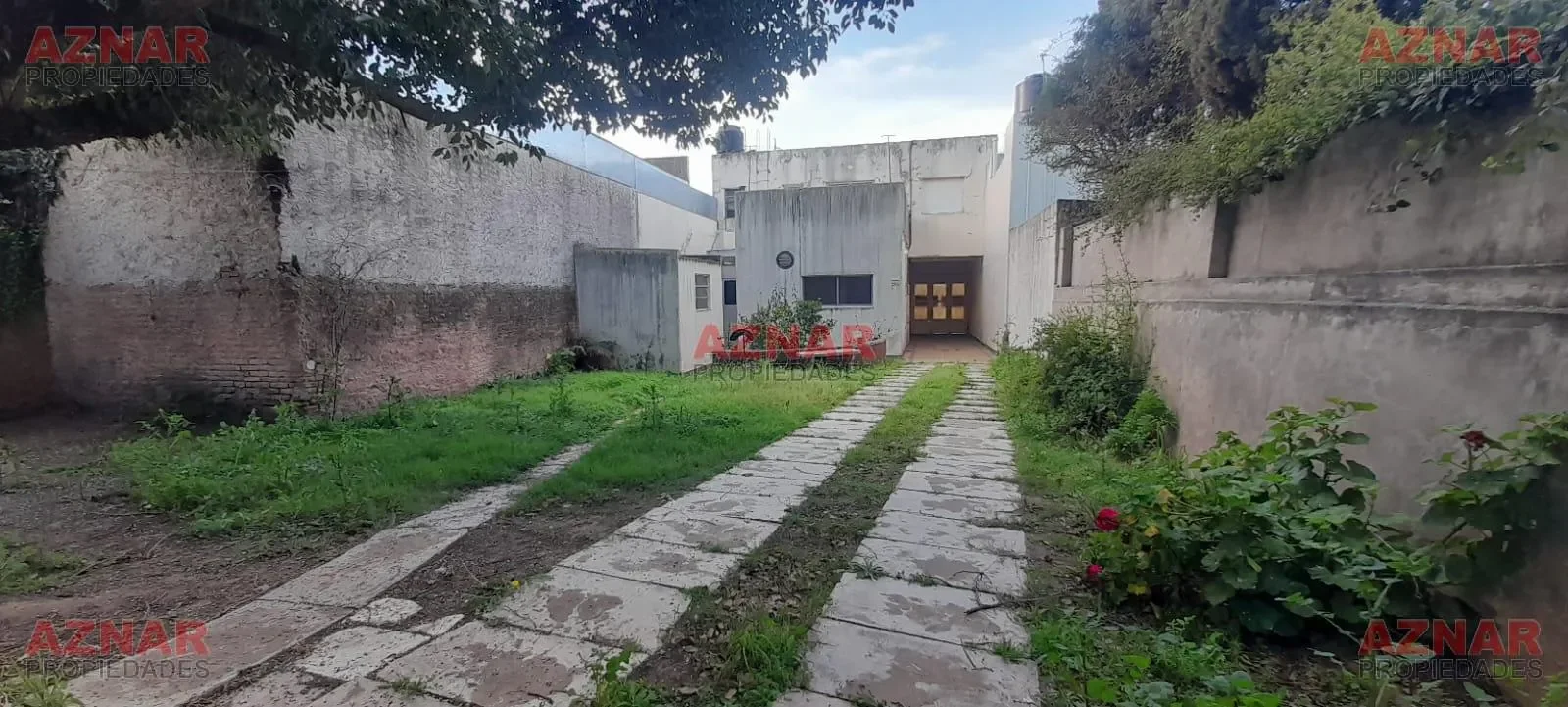 Casa en Alquiler en R. de Esacalada Nº 1237 e/ Macaya y Nuñez