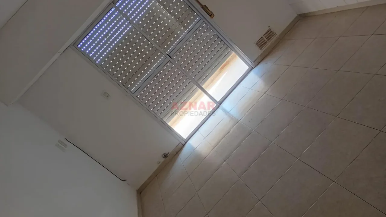 Departamento en alquiler en 12 de Octubre N° 1235 e/ Alsina y Mitre