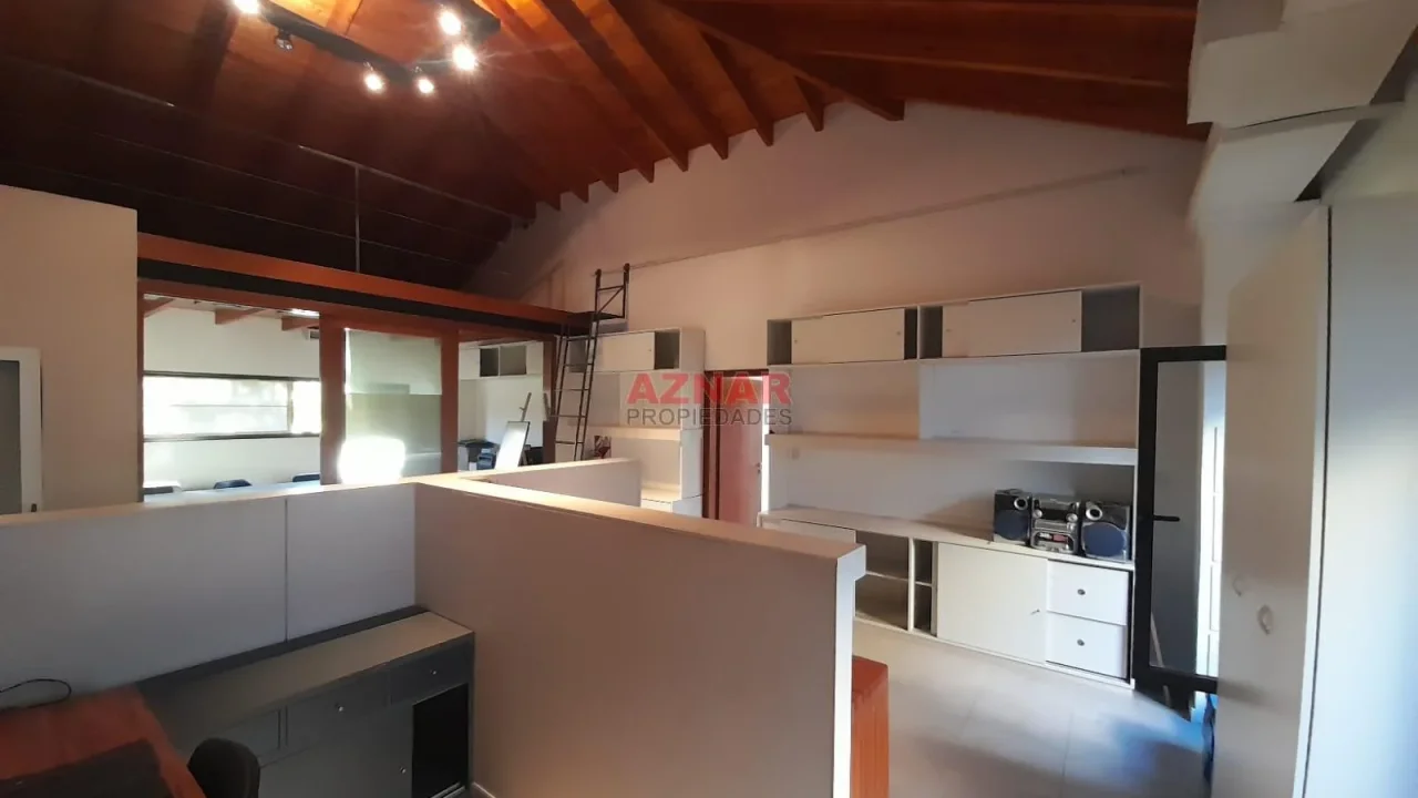 Oficinas comerciales y administrativas en Alquiler en Elizondo Nº 2870