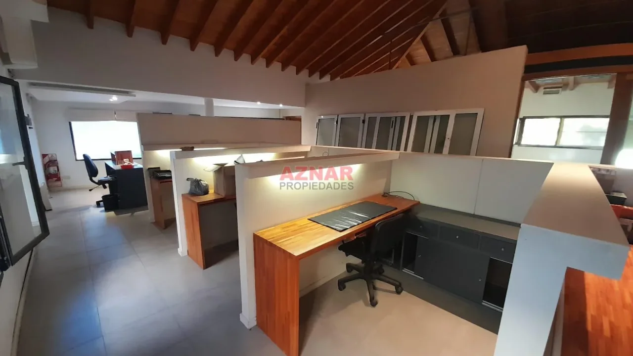 Oficinas comerciales y administrativas en Alquiler en Elizondo Nº 2870