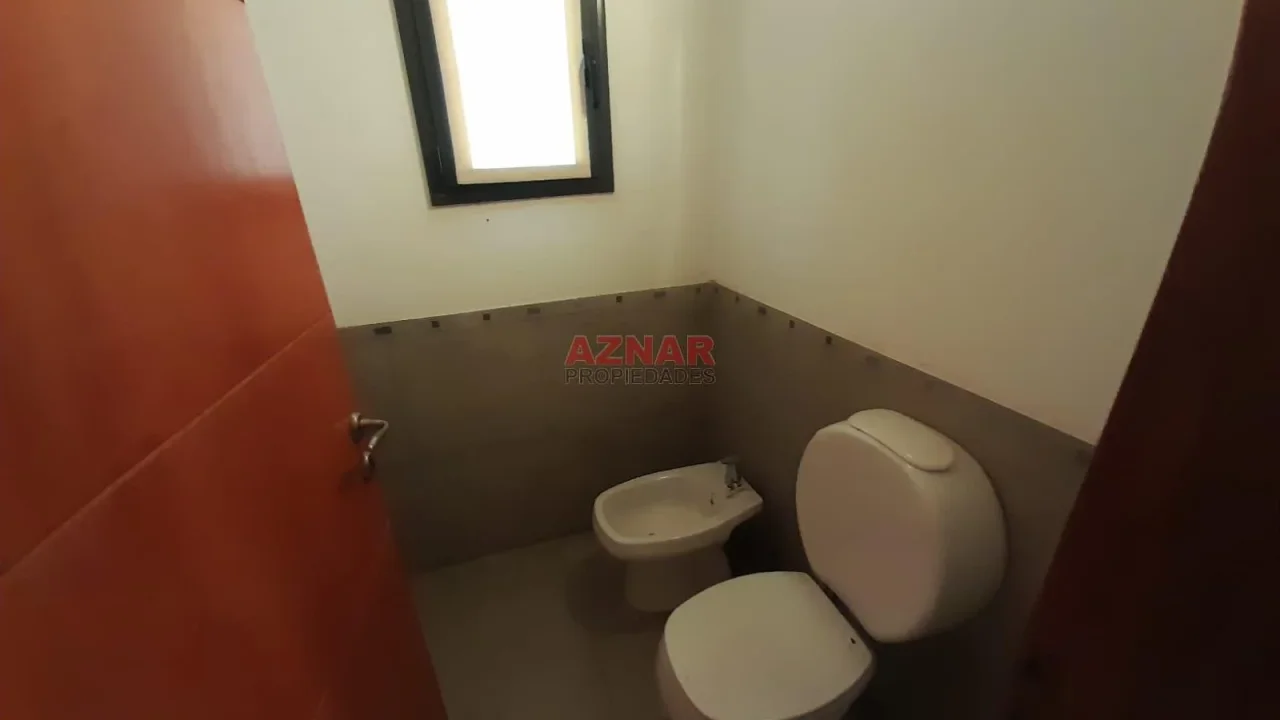 Oficinas comerciales y administrativas en Alquiler en Elizondo Nº 2870