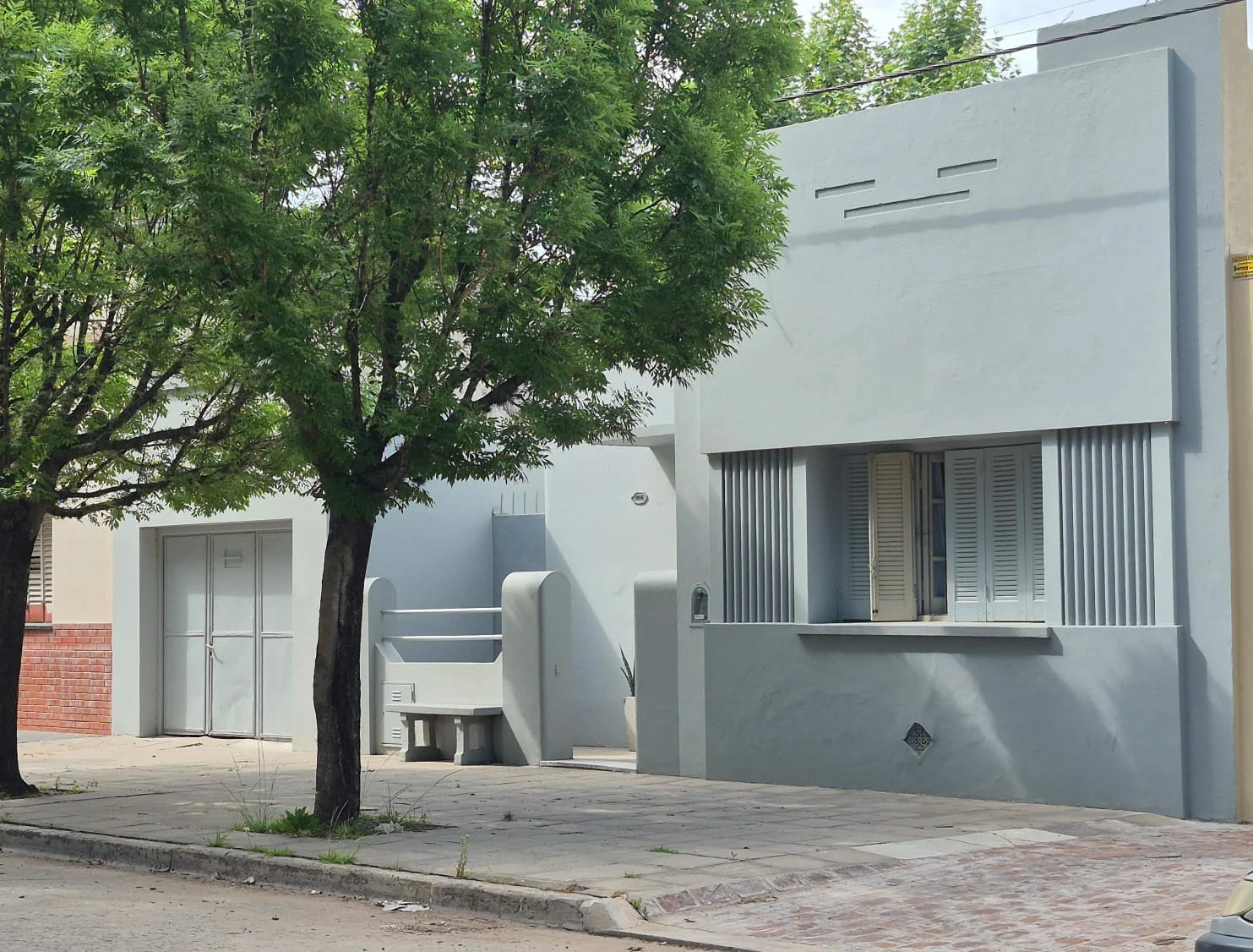 Casa en Alem al 1565 e/Brandsen y Quiroga