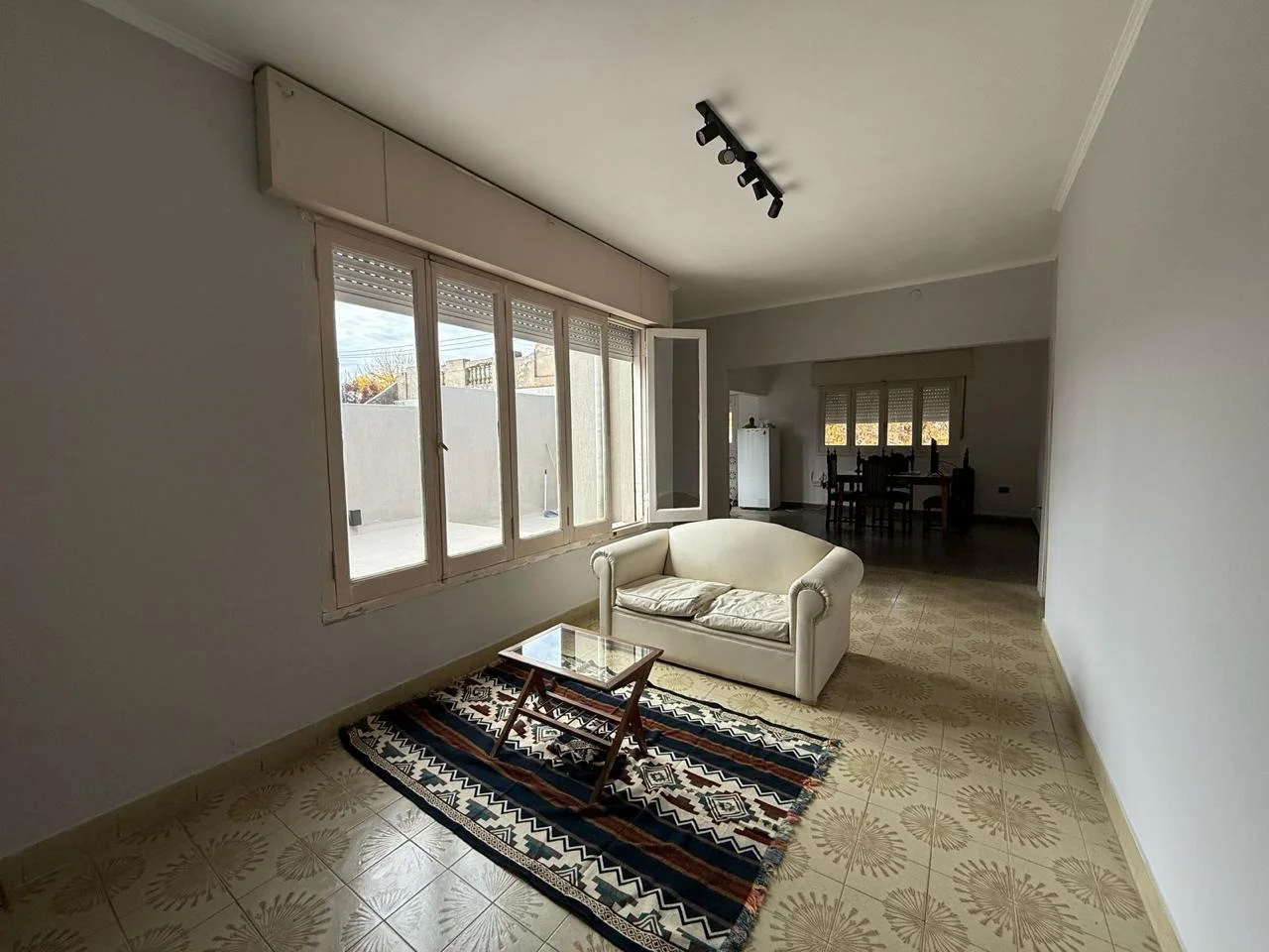 Casa Céntrica con local