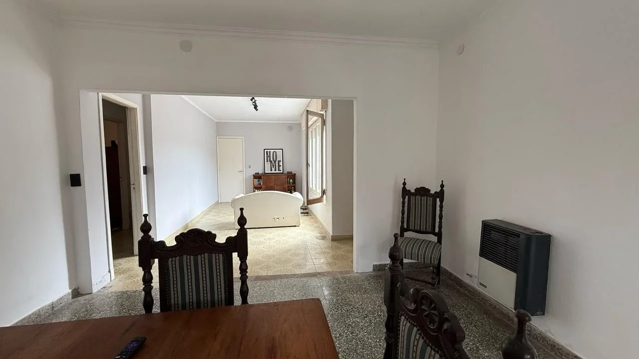 Casa Céntrica con local