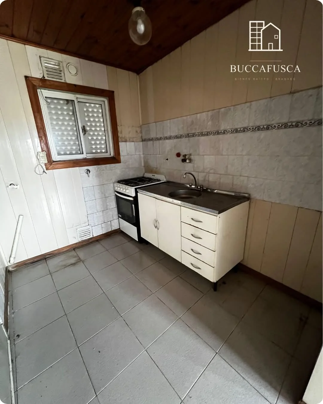 CASA EN VENTA | LA CUMPARCITA 1725