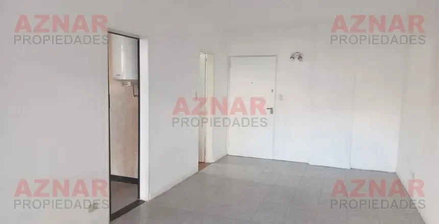 Departamento en venta en Avenida San Juan N°2729 e/ Jujuy y Catamarca-San Cristóbal - (Comuna 15 - CABA)