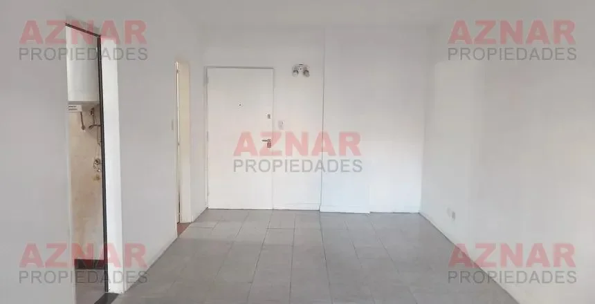Departamento en venta en Avenida San Juan N°2729 e/ Jujuy y Catamarca-San Cristóbal - (Comuna 15 - CABA)