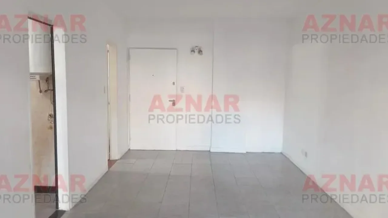 Departamento en venta en Avenida San Juan N°2729 e/ Jujuy y Catamarca-San Cristóbal - (Comuna 15 - CABA)
