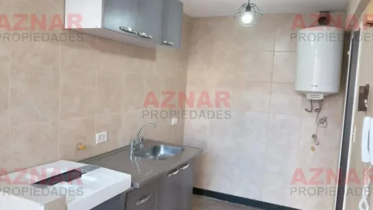 Departamento en venta en Avenida San Juan N°2729 e/ Jujuy y Catamarca-San Cristóbal - (Comuna 15 - CABA)