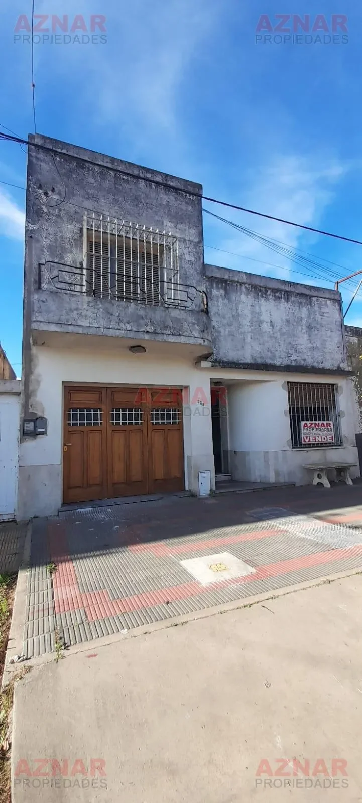 Casa en venta en San Martin N° 838 e/ Roca y El Pampero