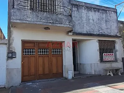 Casa en venta en San Martin N° 838 e/ Roca y El Pampero