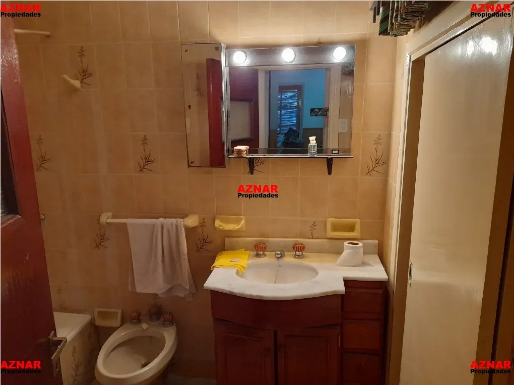 Casa en venta en San Martin N° 838 e/ Roca y El Pampero