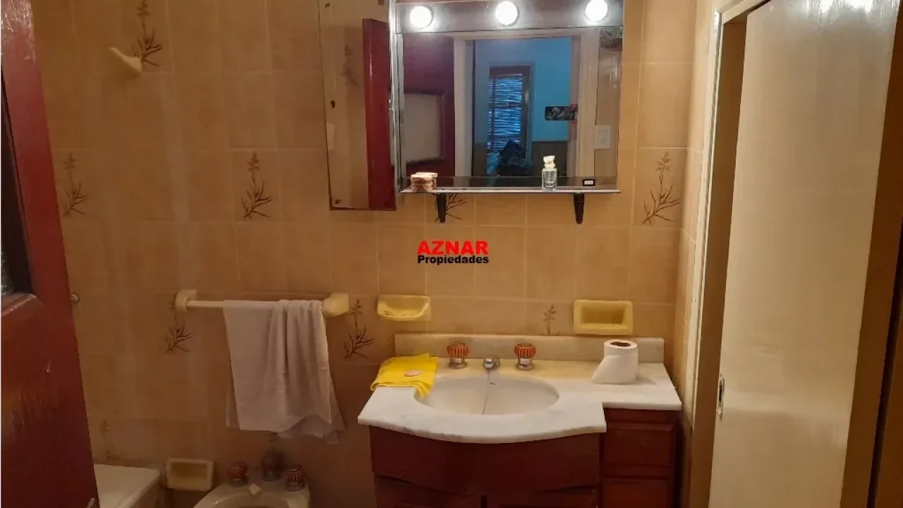 Casa en venta en San Martin N° 838 e/ Roca y El Pampero
