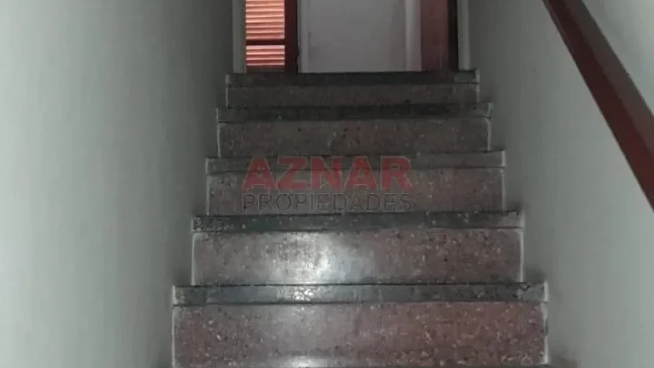 Casa en venta en San Martin N° 838 e/ Roca y El Pampero