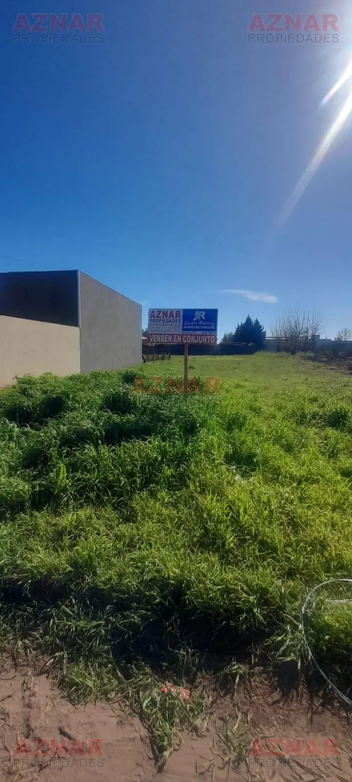 Terreno en venta en Rivadavia N° 3310 e/ Bosco de Garcia y Los Ceibos
