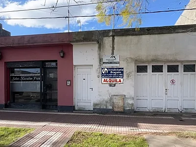 Casa+Local En Venta