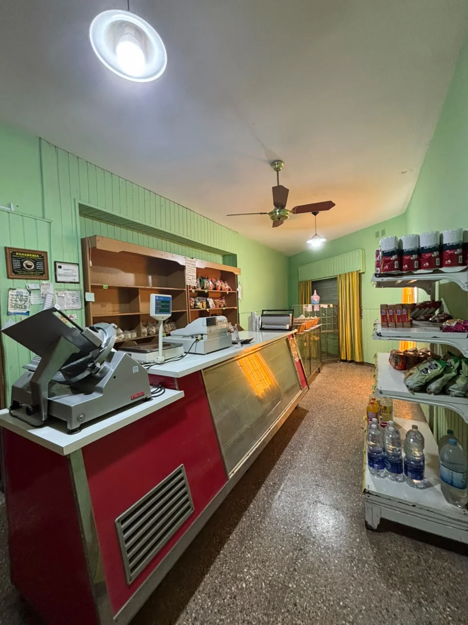 VENTA | LOCAL COMERCIAL + VIVIENDA