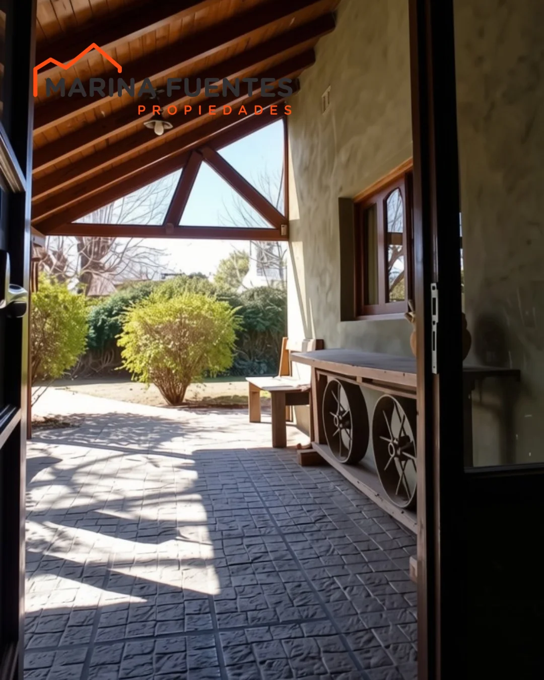 EN VENTA ➡️ CASA CON GRAN TERRENO Y PILETA