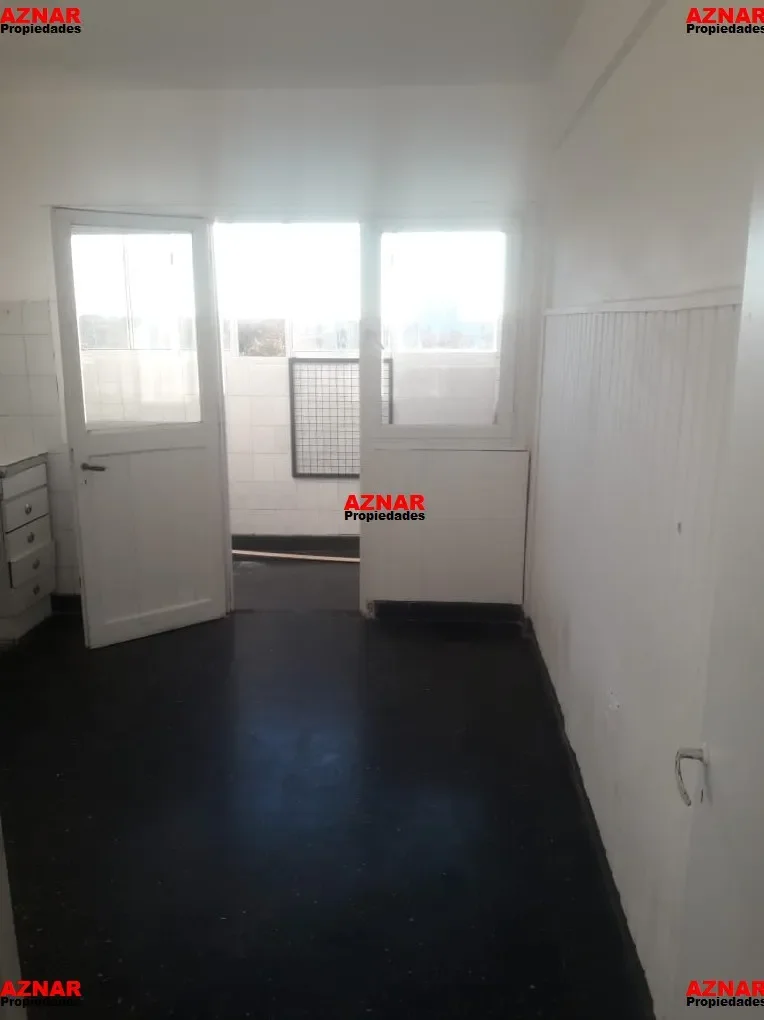 Duplex en alquiler en Moya Nº 25 e/ Rivadavia y Gral. Paz