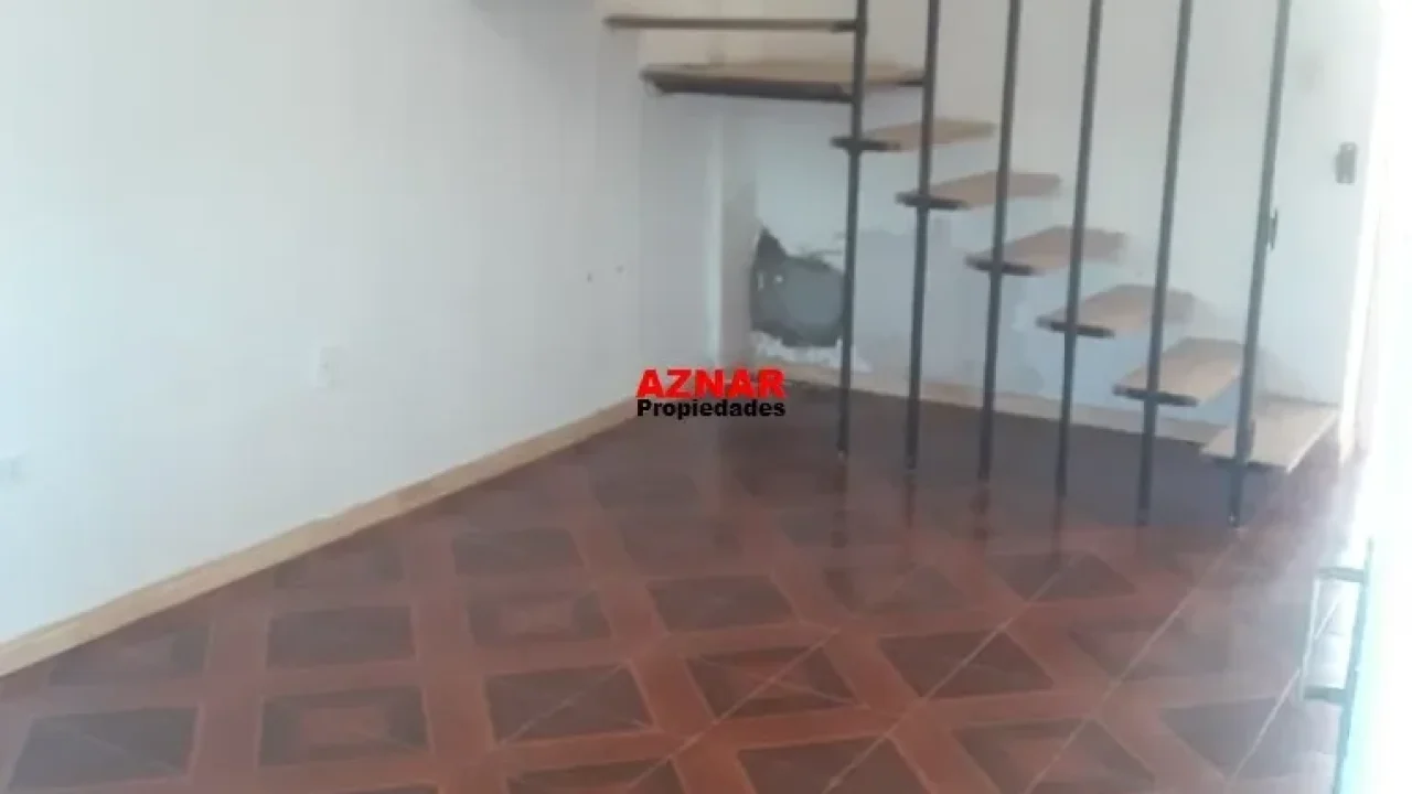 Duplex en alquiler en Moya Nº 25 e/ Rivadavia y Gral. Paz