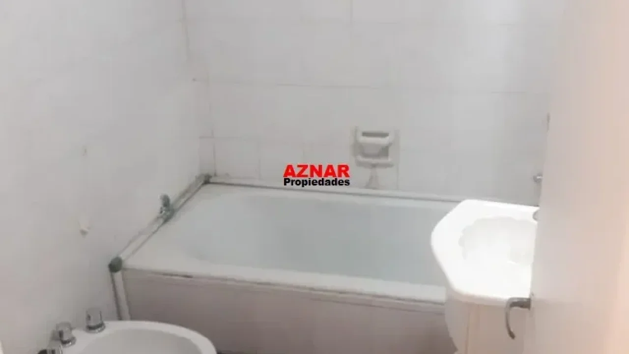 Duplex en alquiler en Moya Nº 25 e/ Rivadavia y Gral. Paz