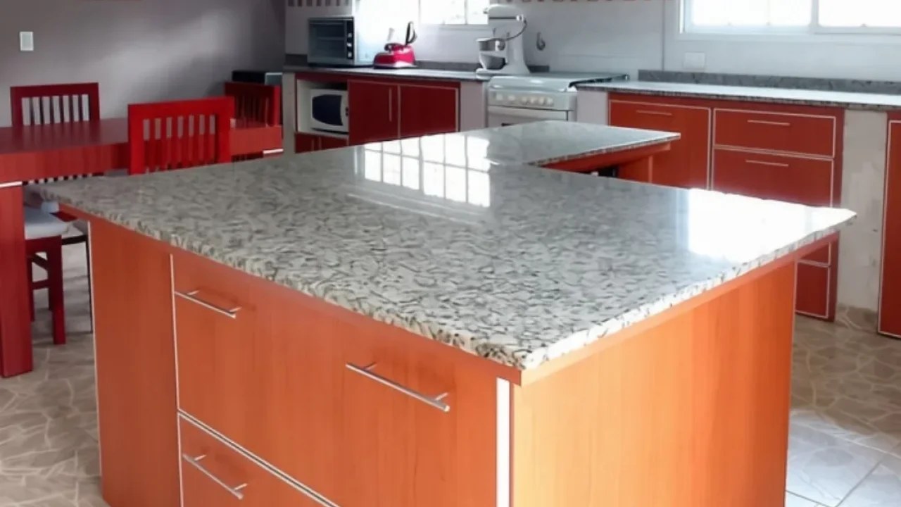EN VENTA O PERMUTA ➡️ CASA EN MECHITA POR CASA EN BRAGADO