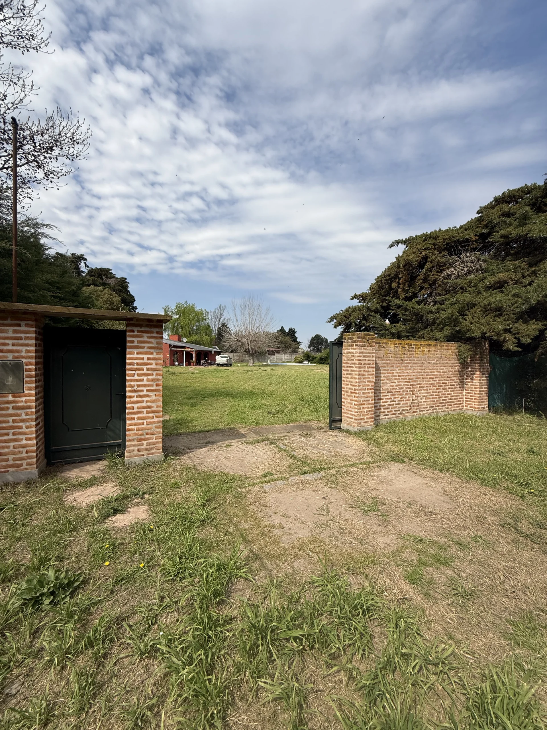 Quinta Barrio Las Escondidas- Alquiler permanente