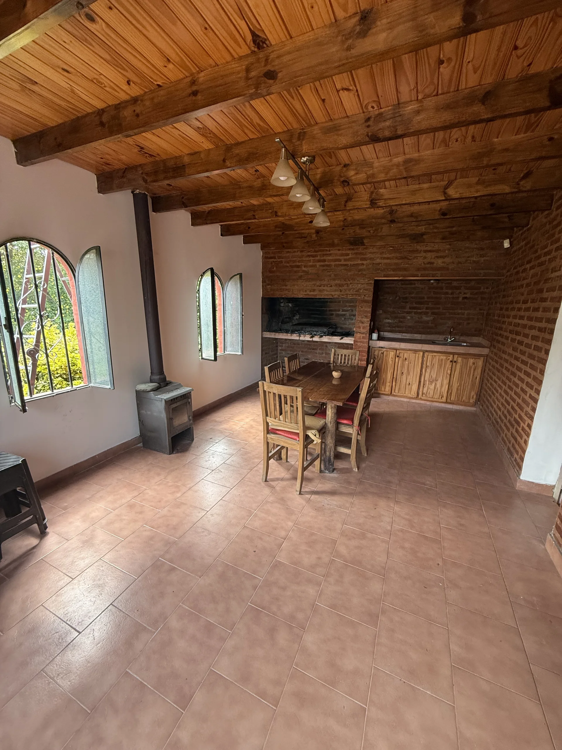 Quinta Barrio Las Escondidas- Alquiler permanente