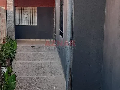 Casa en alquiler en Sarmiento N° 1739 ¨A¨ e/ Maroni y Laprida