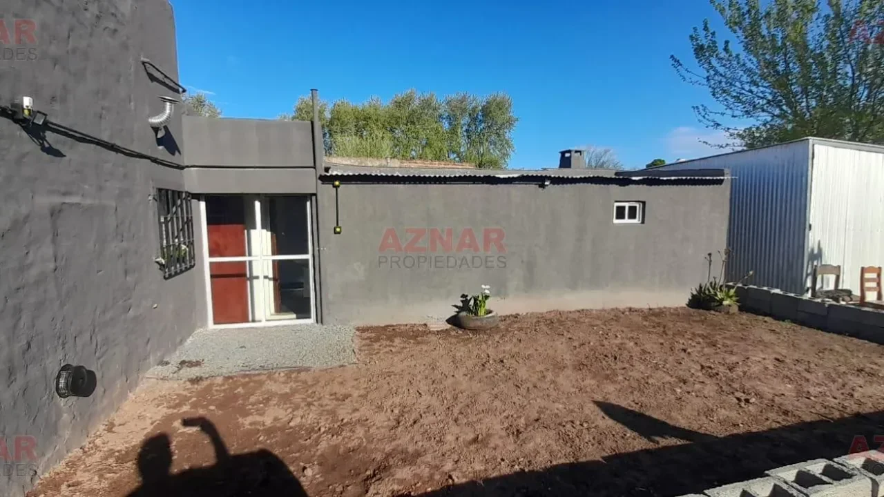 Casa en alquiler en Sarmiento N° 1739 ¨A¨ e/ Maroni y Laprida