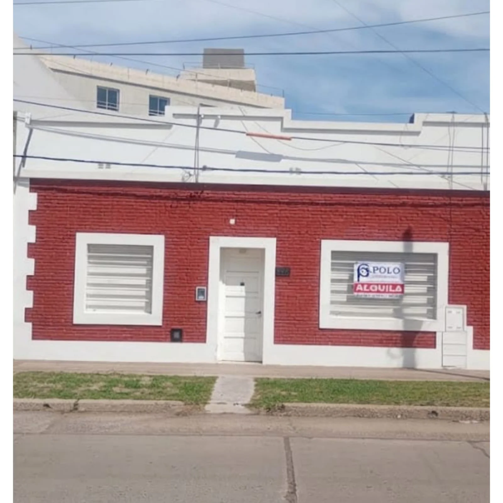 CASA EN ALQUILER, SOBRE CALLE ELIZONDO