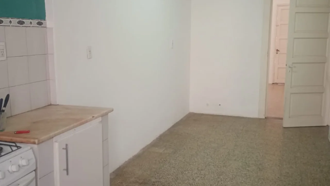 CASA EN ALQUILER, SOBRE CALLE ELIZONDO