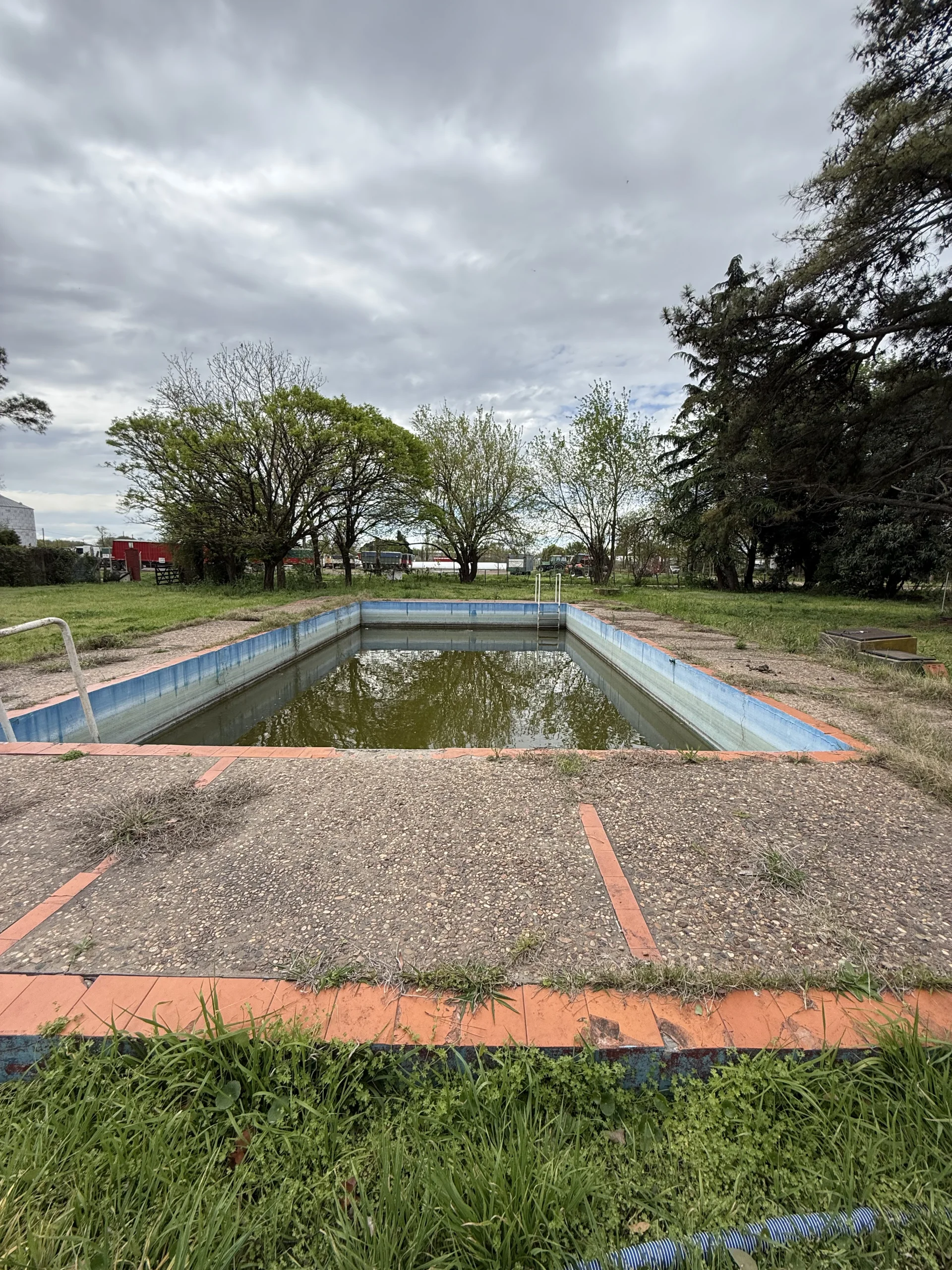 Casa Quinta en Venta Quenard y Rio de La Plata