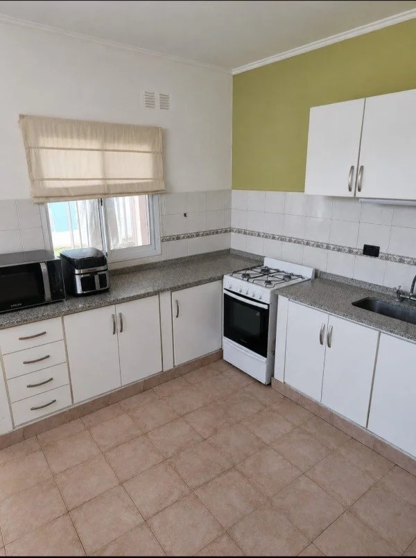 CASA EN VENTA LAVALLE Y SALTA