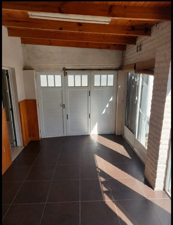 CASA EN VENTA LAVALLE Y SALTA