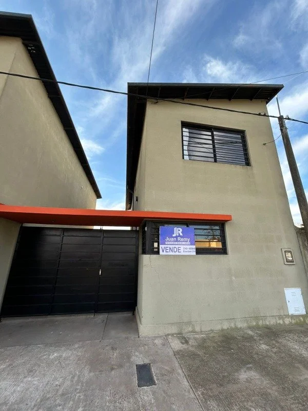 DUPLEX EN AMEGHINO AL 1500
