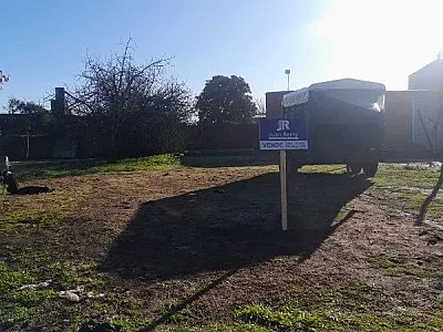 LOTE EN VENTA EN CARLOS GARDEL Y MOYA