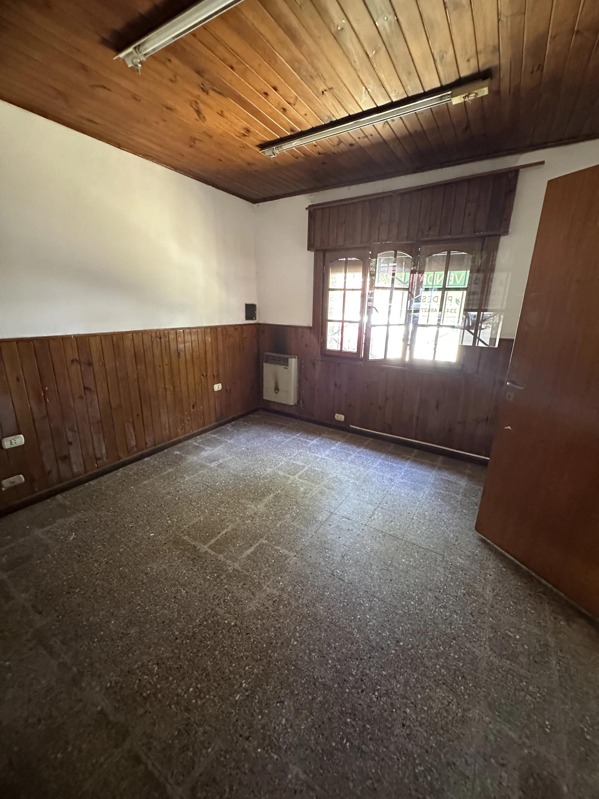 Casa Quiroga al 600 e/ Urquiza y Moreno