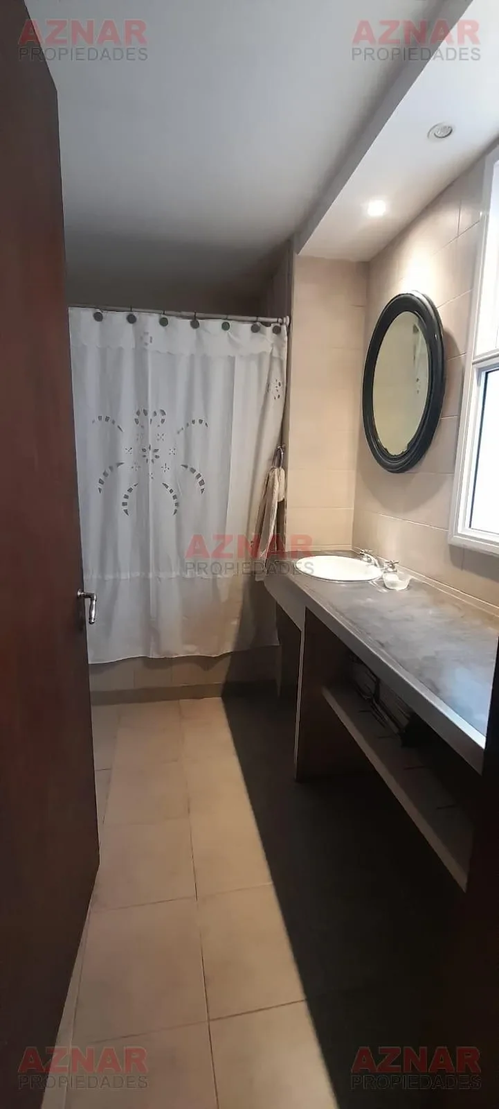 Casa en venta en Suarez N° 172 e/ Pellegrini y Belgrano