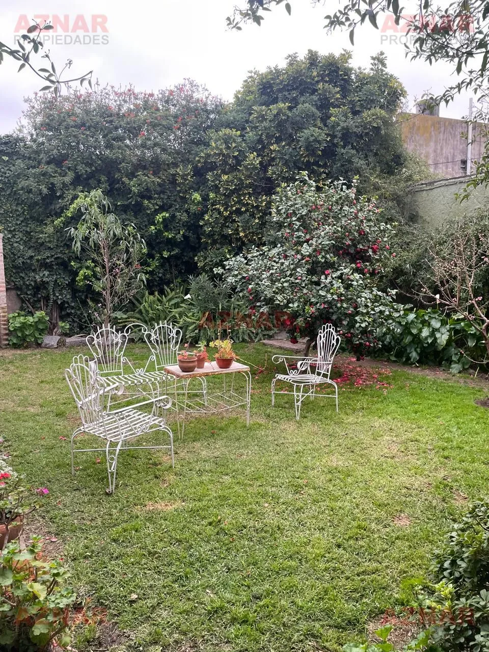 Casa en venta en Suarez N° 172 e/ Pellegrini y Belgrano